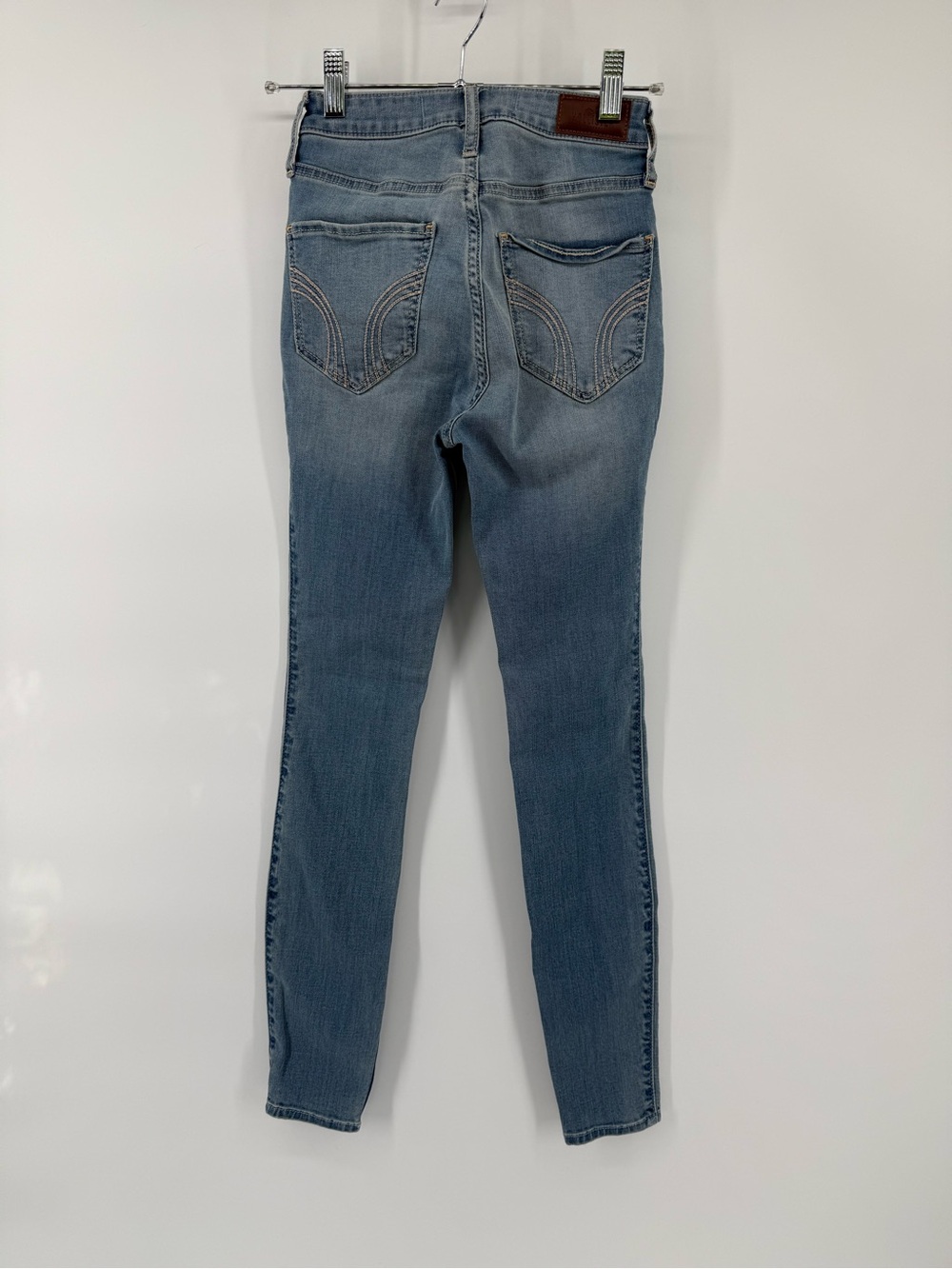 Hollister Ultra High Rise Super Skinny Jeans - Picture 2 of 5
